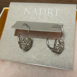 NWT Nadri star earrings